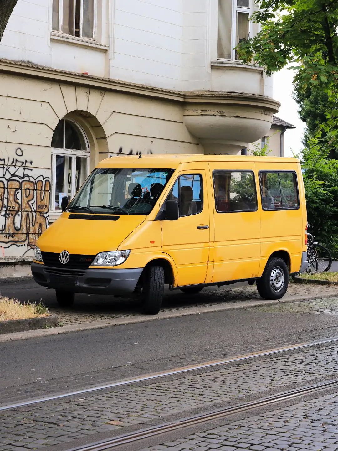 Automobile before editing